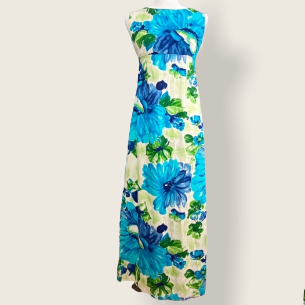 Hawaiian White Blue/Green Floral Print Maxi Dress
